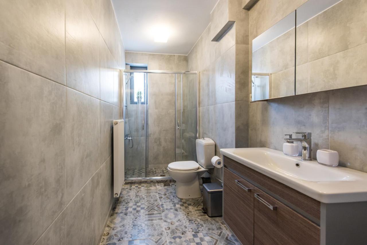 Spacious Fully Equipped 3Bd 2Bath Apt In The Heart Of City With Balconies Ac And Fast Wifi #1 Heraclión Exterior foto